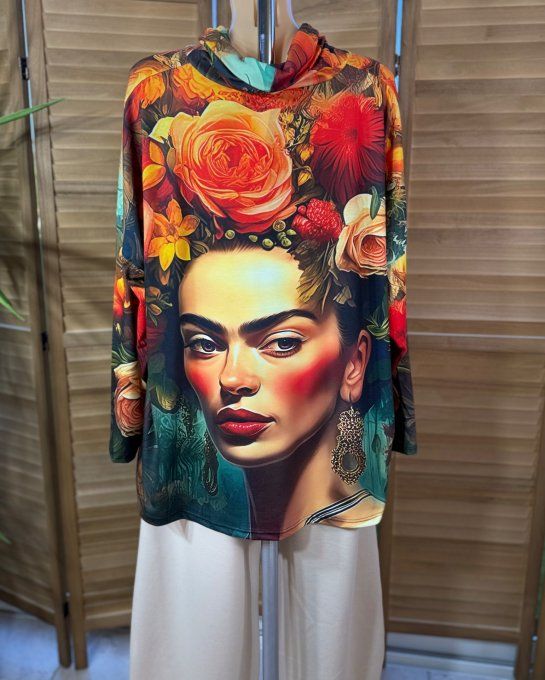 Top ample col bénitier multicolore Frida Kahlo aux Fleurs du 42 au 54/56 