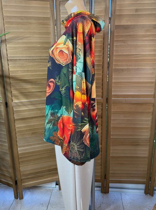 Top ample col bénitier multicolore Frida Kahlo aux Fleurs du 42 au 54/56 