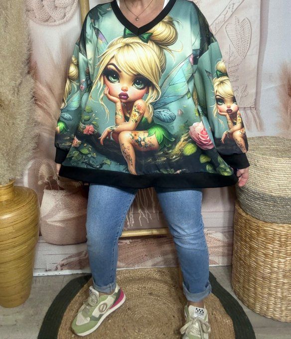 Sweat ample col V manches longues La Fée Clochette Tattoo Girl du 40 au 52/54  