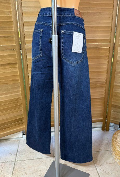 Jeans Straight Legs Brut coupe droite boutons argentés stretch ++ du 42/44 au 48/50