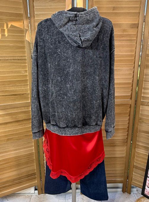 Sweat à capuche noir délavé La Fillette au noeud rouge & sequins noirs brillants du 38 au 50