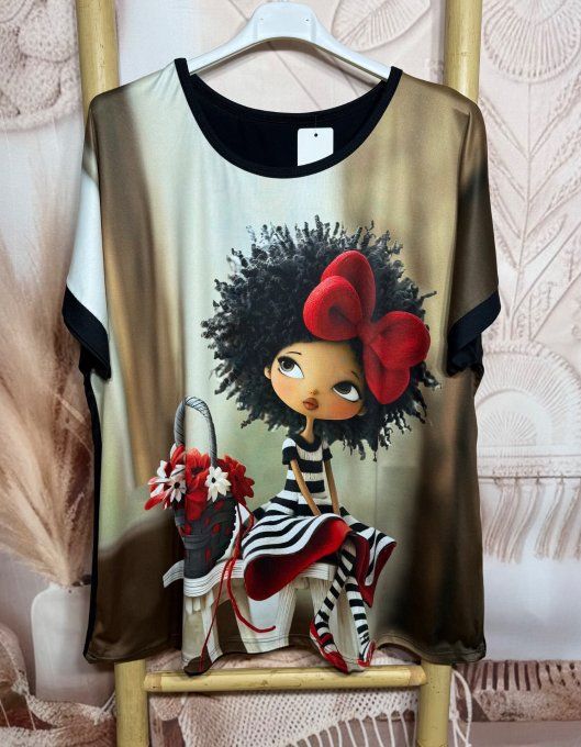 Tee-shirt ample noir manches courtes La Fillette à la robe rayée du 40 au 50/52  