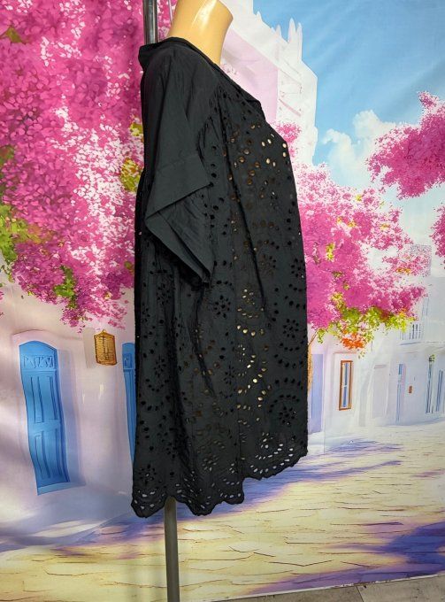 Chemise oversize en coton noir broderie anglaise ajourée du 42 au 56 