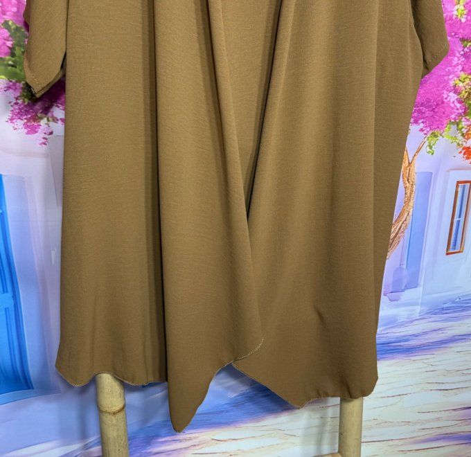 Veste trapèze asymétrique fluide manches courtes Camel douceur +++ du 40 au 52 et même + 