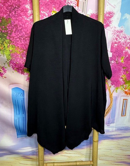 Veste trapèze asymétrique fluide manches courtes noire douceur +++ du 40 au 52 et même + 