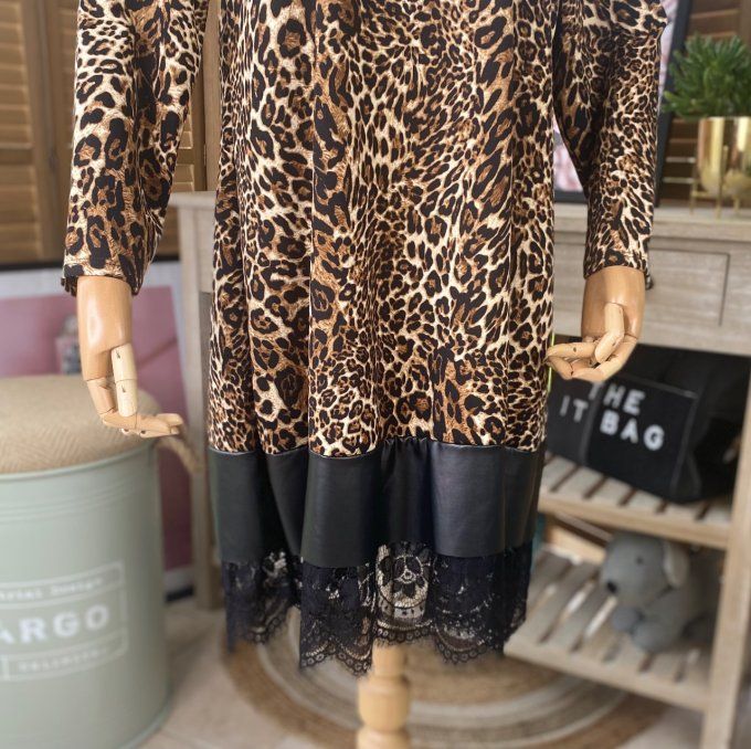 Robe Trapèze Léopard camel simili-cuir et dentelle du 36 au 46