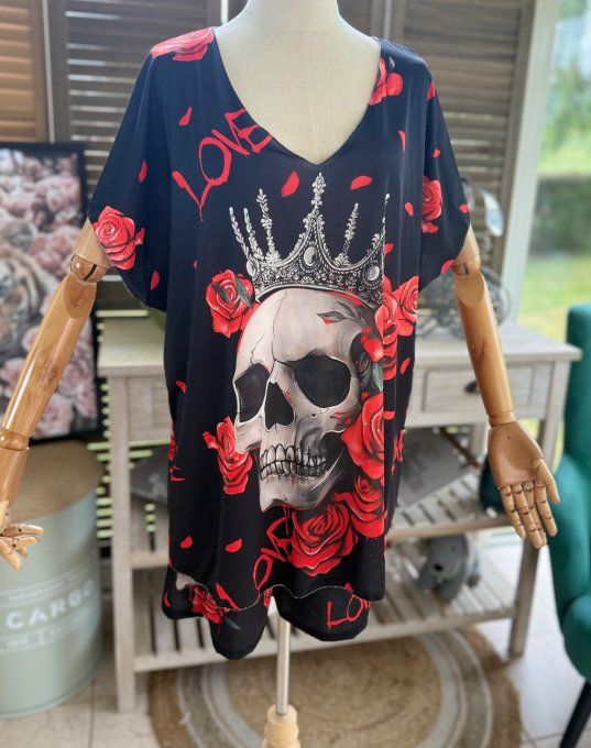 Ensemble short + top noir Skulls & Red Roses du 38 au 50/52