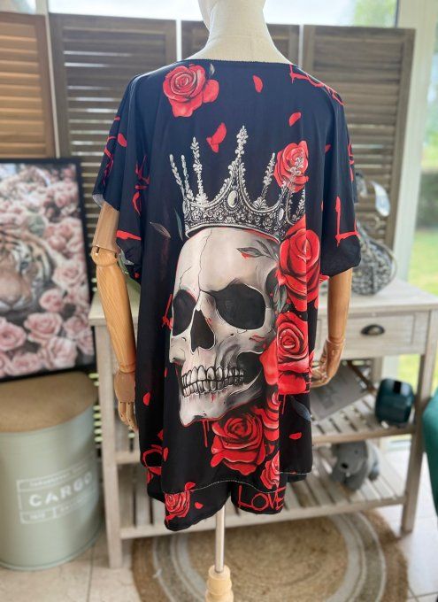 Ensemble short + top noir Skulls & Red Roses du 38 au 50/52