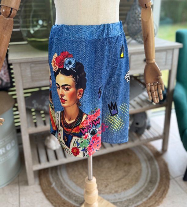 Ensemble short + top effet jeans délavé Portraits de Frida Kahlo du 38 au 50/52