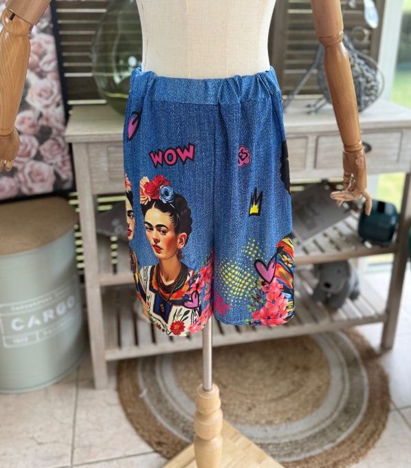 Ensemble short + top effet jeans délavé Portraits de Frida Kahlo du 38 au 50/52