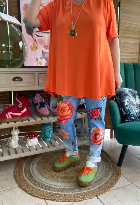 Top trapèze manches courtes orange + collier du 42 au 52/54 