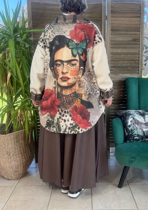 Surchemise sherpa beige Frida Kahlo & Poppies du 40 au 50/52 et même +
