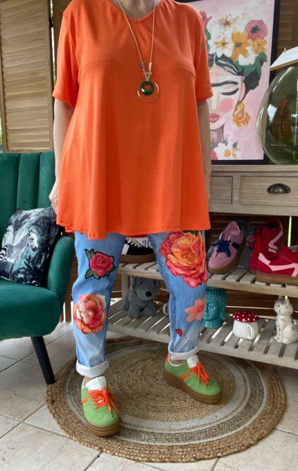 Top trapèze manches courtes orange + collier du 42 au 52/54 