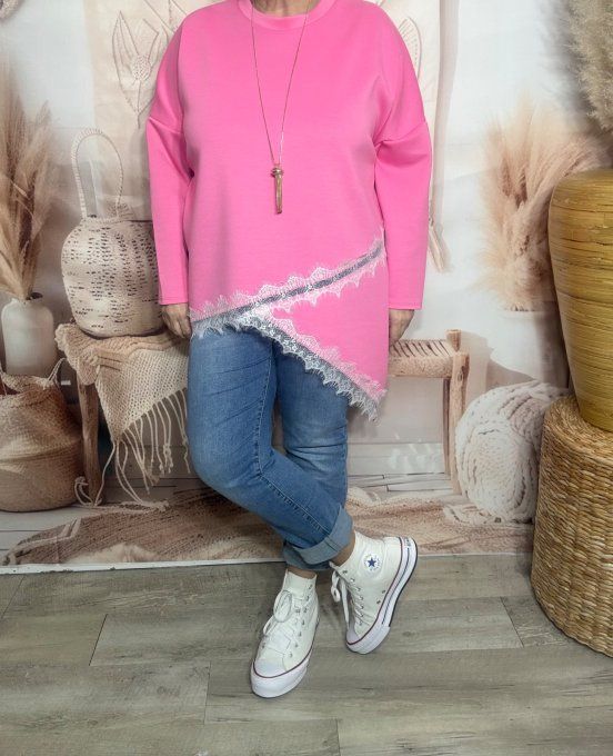 Sweat asymétrique long fuschia col rond et dentelle blanche du 38 au 50 