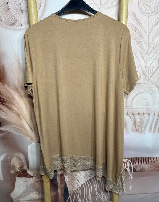 Top ample asymétrique Camel manches courtes & dentelle en bas douceur +++ du 40 au 52/54