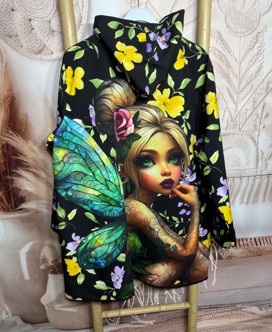 Coupe-vent à capuche déperlant La Fée Clochette du 38 au 50/52 et même + si porté ouvert