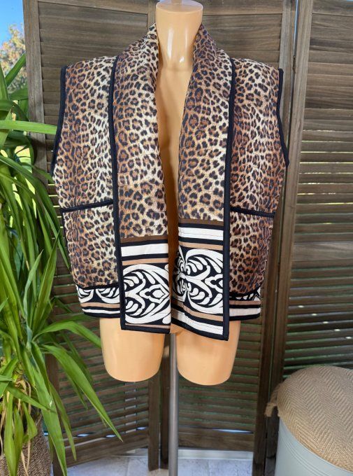 Veste sans manches matelassée Léopard camel & choco du 36 au 46 et même +