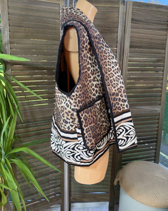 Veste sans manches matelassée Léopard camel & choco du 36 au 46 et même +