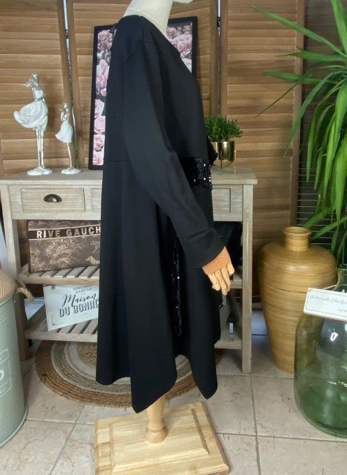 Robe patineuse asymétrique noire sequins brillants noirs du 36 au 46 