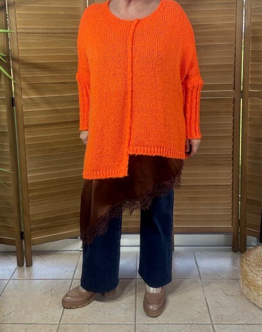 Robe nuisette asymétrique satinée chocolat et dentelle bretelles réglables du 40 au 52 