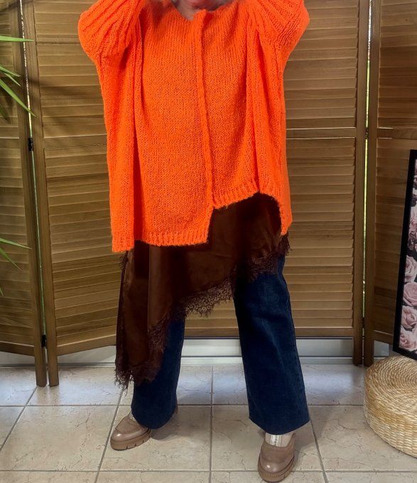 Robe nuisette asymétrique satinée chocolat et dentelle bretelles réglables du 40 au 52 