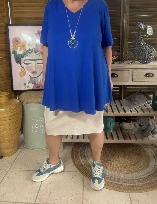 Top trapèze manches courtes bleu royal + collier du 42 au 52/54  
