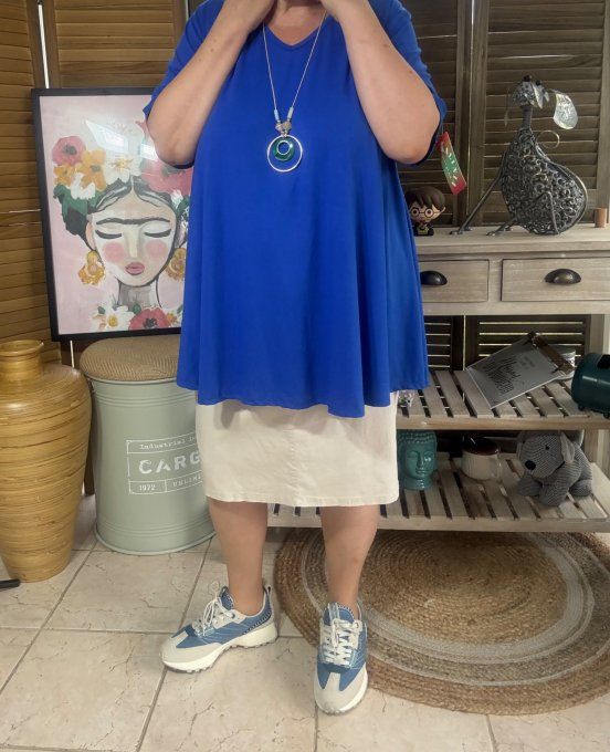 Top trapèze manches courtes bleu royal + collier du 42 au 52/54  