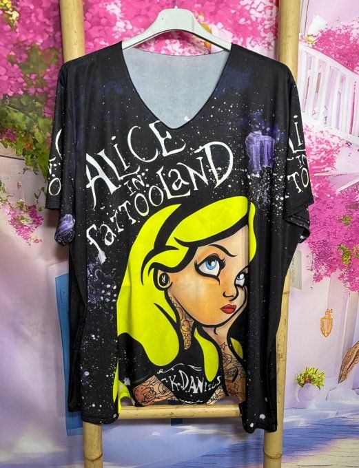 Tee-shirt fin trapèze oversize lycra noir Alice au Pays des Merveilles Tattooland du 40 au 54
