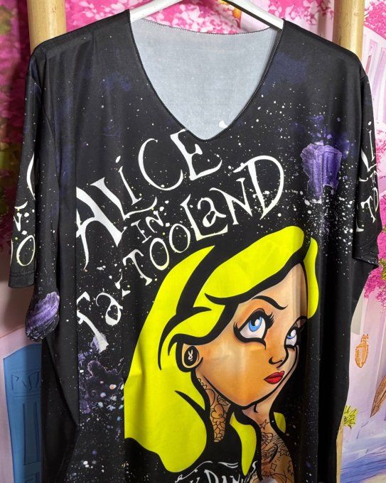 Tee-shirt fin trapèze oversize lycra noir Alice au Pays des Merveilles Tattooland du 40 au 54
