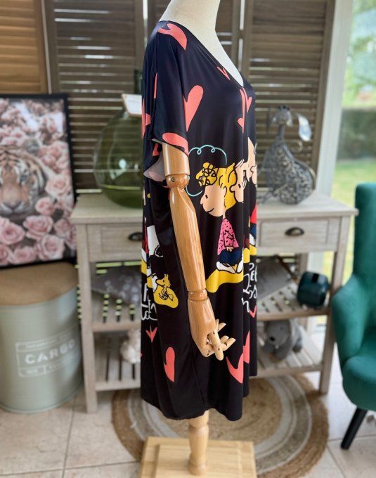 Robe courte ou tunique longue noire Snoopy & Friends du 42 au 52   