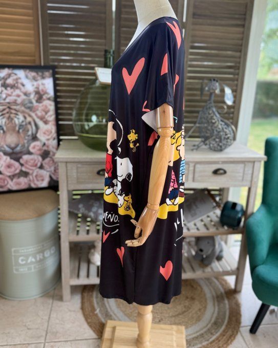 Robe courte ou tunique longue noire Snoopy & Friends du 42 au 52   