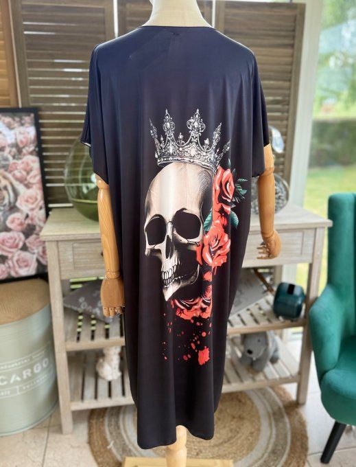 Robe courte ou tunique longue noire Skulls & Red Roses du 42 au 52  