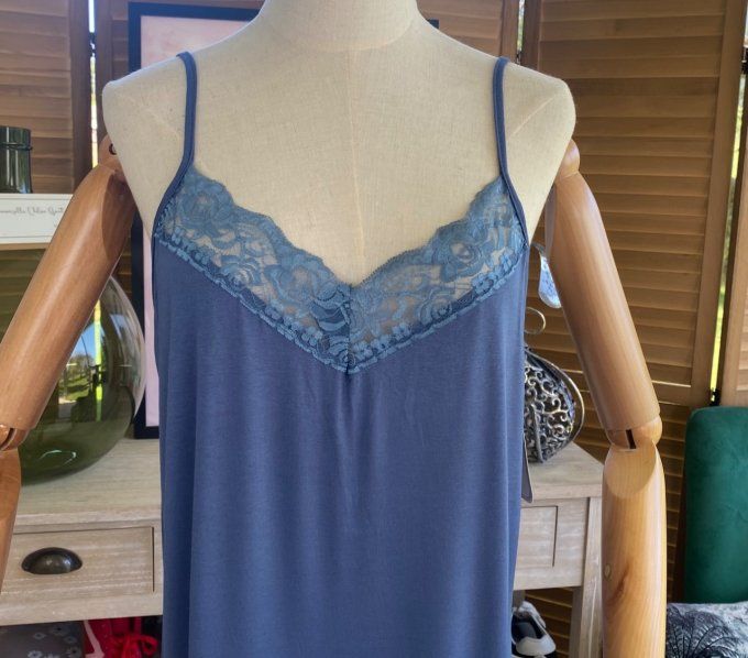 Fond de robe façon nuisette fines bretelles bleu jeans dentelle douceur +++ du 40 au 52 