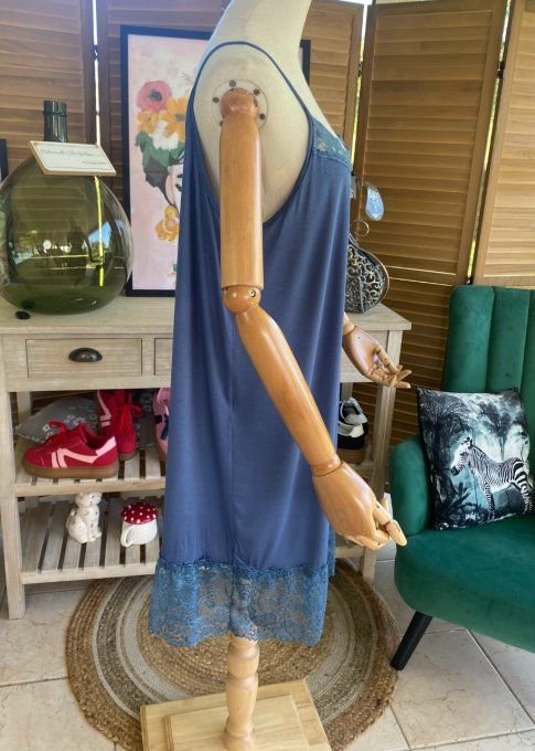 Fond de robe façon nuisette fines bretelles bleu jeans dentelle douceur +++ du 40 au 52 
