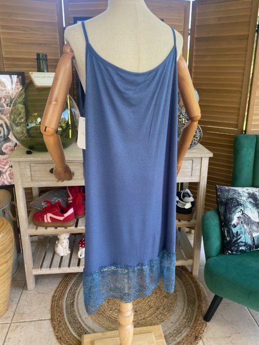 Fond de robe façon nuisette fines bretelles bleu jeans dentelle douceur +++ du 40 au 52 