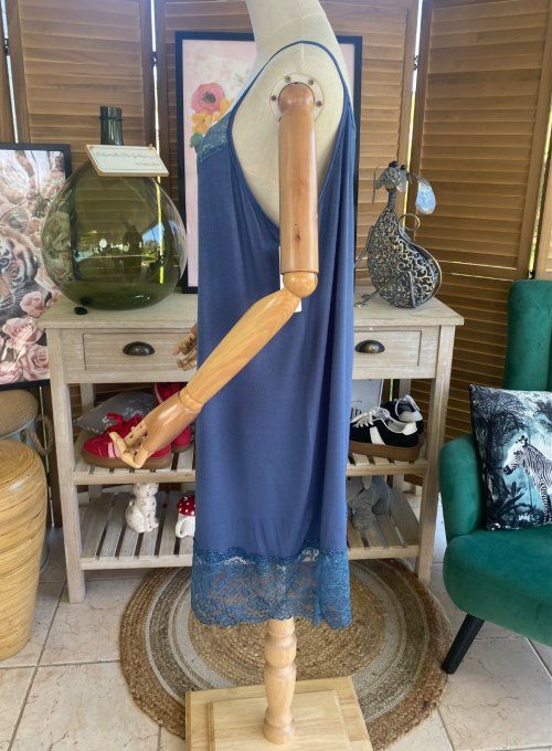 Fond de robe façon nuisette fines bretelles bleu jeans dentelle douceur +++ du 40 au 52 