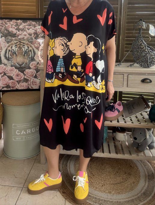Robe courte ou tunique longue noire Snoopy & Friends du 42 au 52   