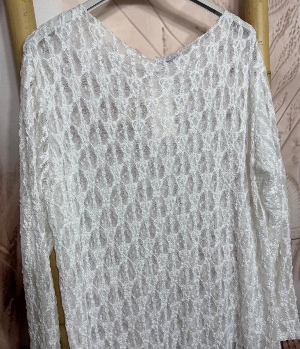 Top asymétrique dentelle blanche manches longues confort +++ du 36 au 48