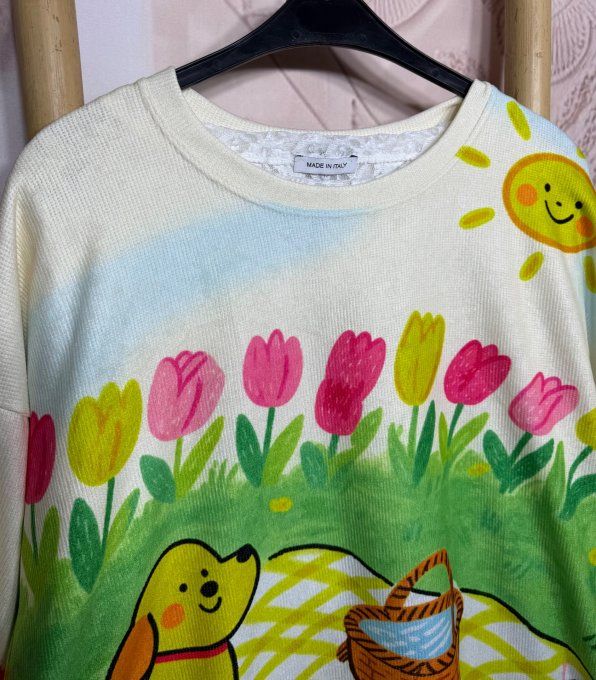 Sweat velours ras crème Le Chiot en pique-nique Tulipes douceur ++++ du 40 au 52/54 