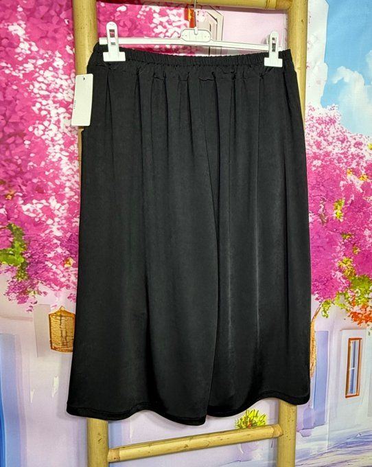 Bermuda Jort noir short long cuisses larges façon Jupe culotte stretch +++ du 38 au 54/56 