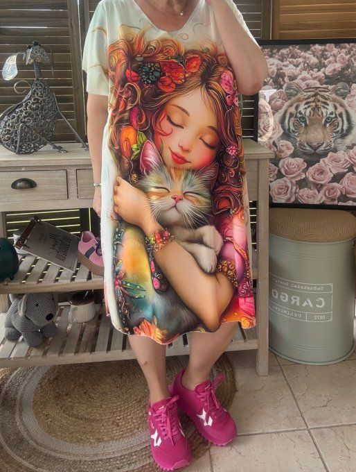 Robe courte ou tunique longue crème La Fillette et son chat du 42 au 52 