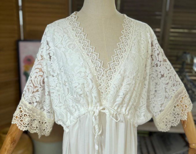 Robe longue blanche broderie crochet beige Bohème Chic du 38 au 48/50 