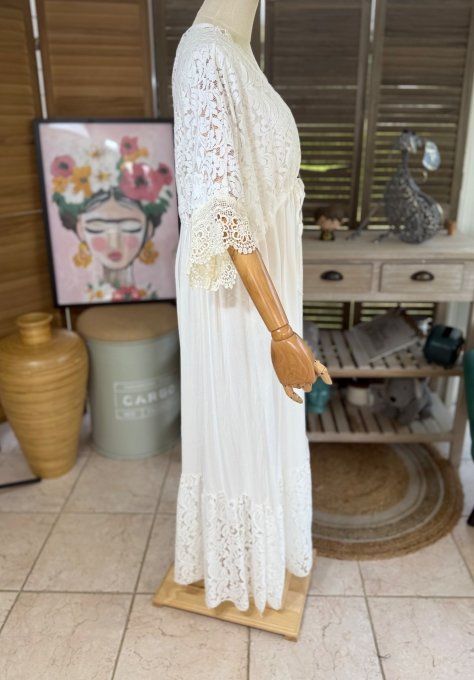 Robe longue blanche broderie crochet beige Bohème Chic du 38 au 48/50 
