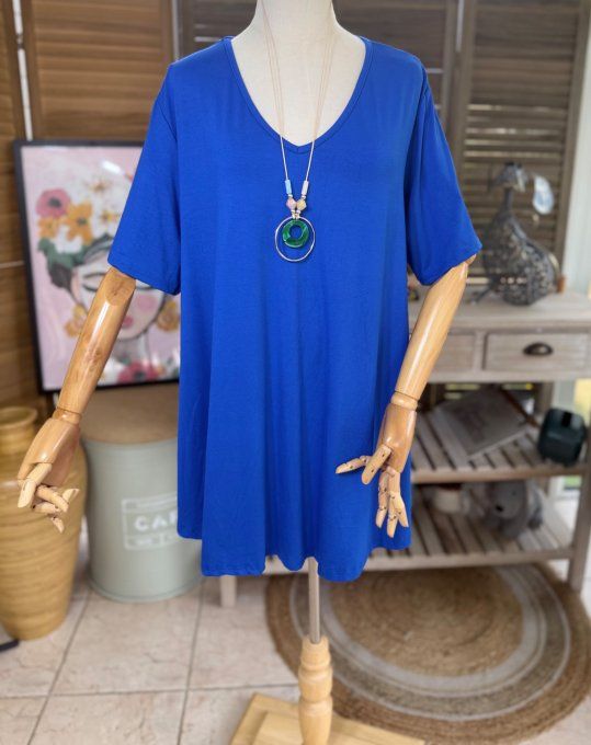 Top trapèze manches courtes bleu royal + collier du 42 au 52/54  