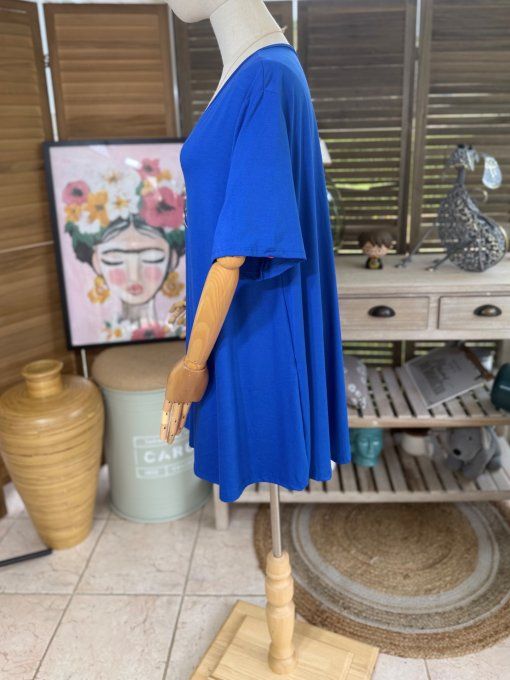 Top trapèze manches courtes bleu royal + collier du 42 au 52/54  