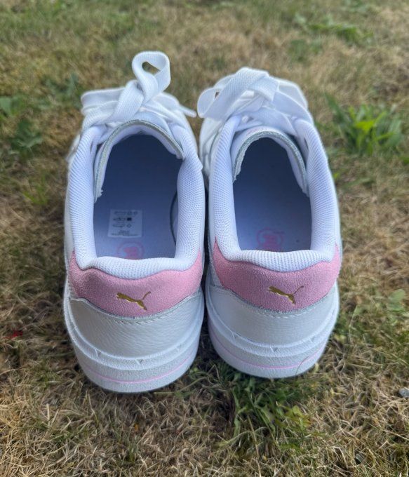 Baskets compensées PUMA CALI COURT CUIR blanc et rose poudré  confort ++++   