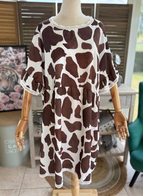 Robe courtes manches pagodes cow choco et crème + broderies du 42 au 50/52 