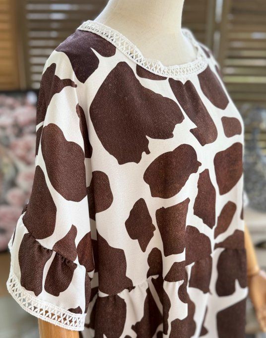 Robe courtes manches pagodes cow choco et crème + broderies du 42 au 50/52 