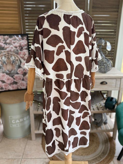 Robe courtes manches pagodes cow choco et crème + broderies du 42 au 50/52 