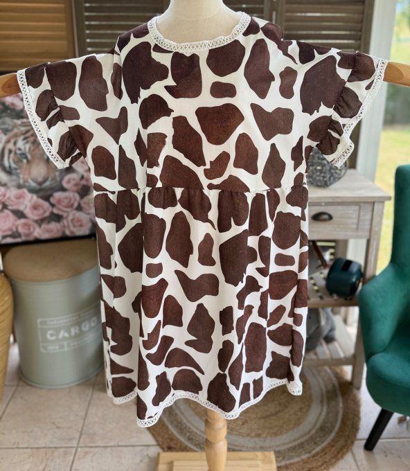 Robe courtes manches pagodes cow choco et crème + broderies du 42 au 50/52 